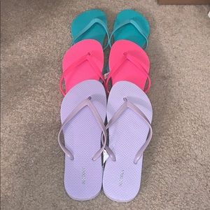 ALL 3 PAIRS OF FLIP FLOPS